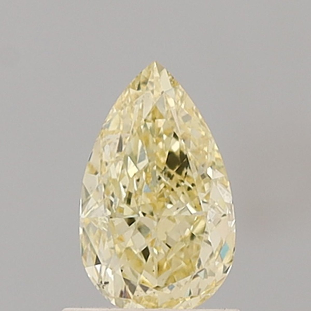 1.03 ct Pear YELLOW VS2 IGI Certified Lab Grown Diamond