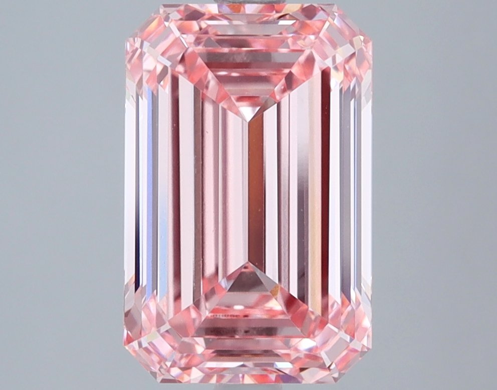 3.08 ct Emerald PINK VVS2 IGI Certified Lab Grown Diamond
